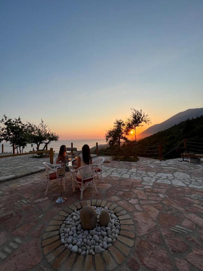 Rahoni Park & Suites Dhërmi Eksteriør billede