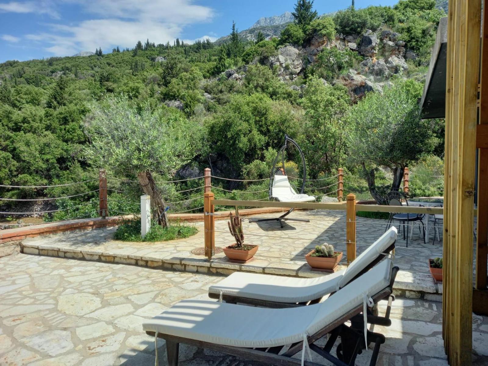 Rahoni Park & Suites Dhërmi Eksteriør billede